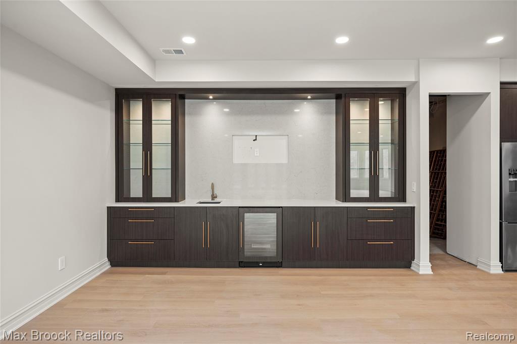 1888 W Tahquamenon Court, Bloomfield Hills, MI 48302 — Photo 78