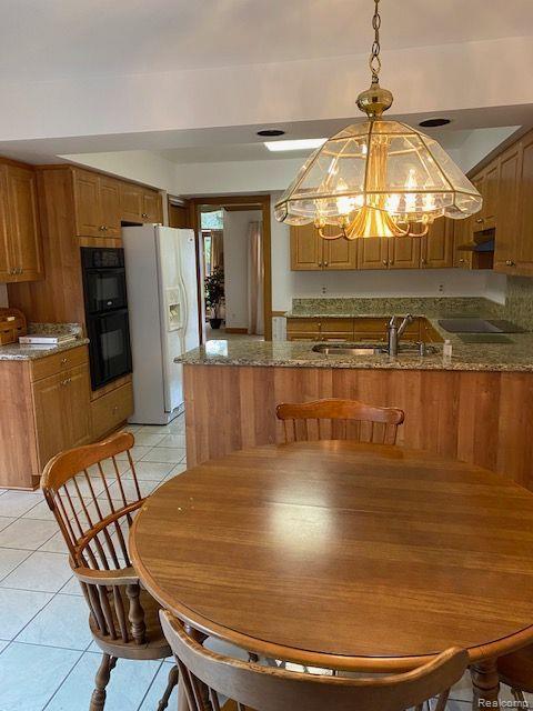 37557 AMBER Drive, Farmington Hills, MI 48331 — Photo 12