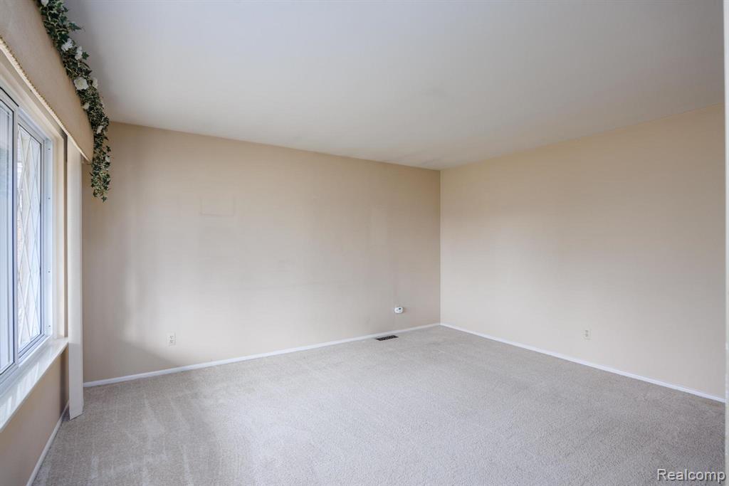 5121 McKinley Road, Warren, MI 48091 — Photo 7