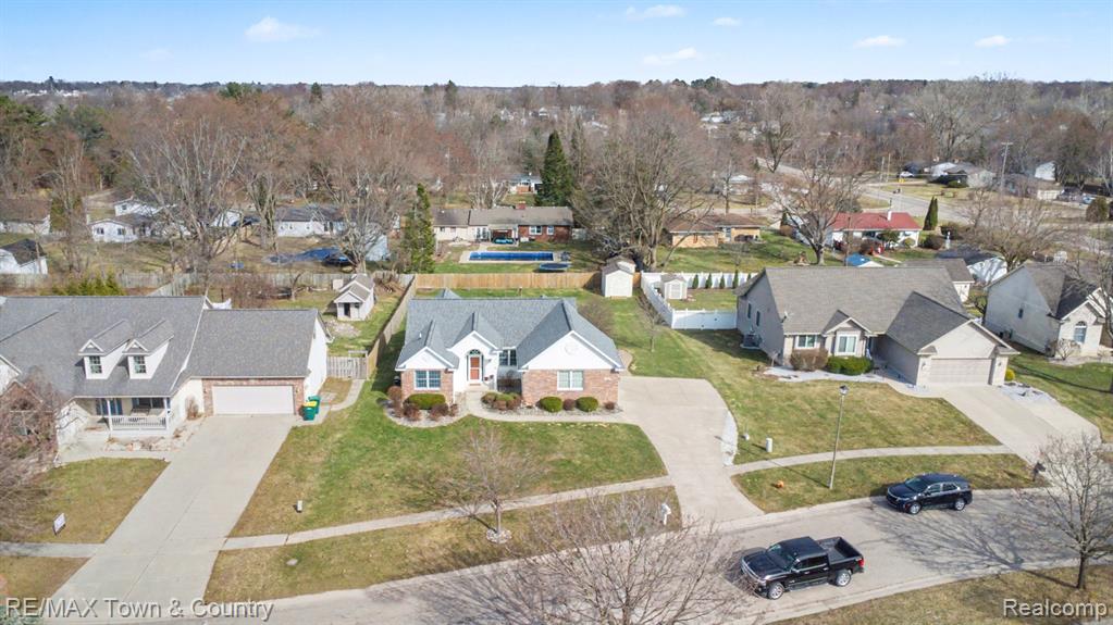 223 Primrose Lane, Flushing, MI 48433 — Photo 38