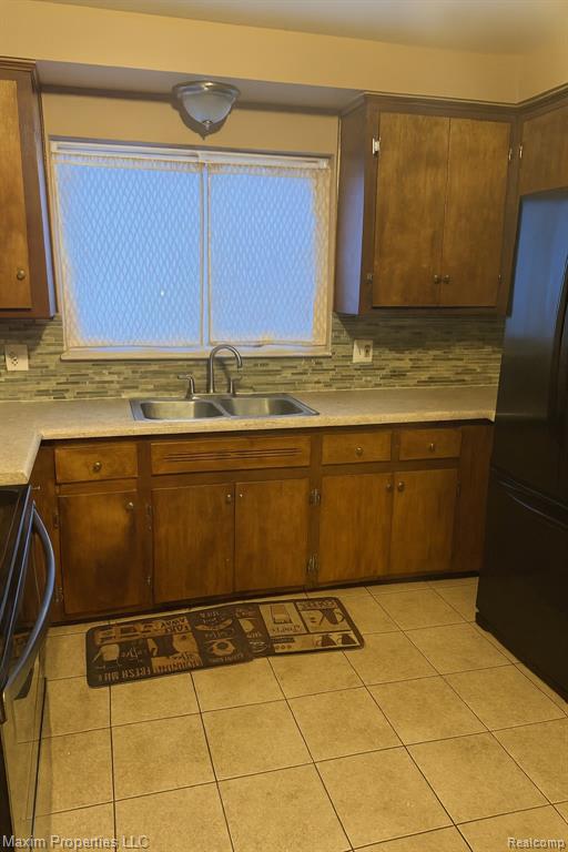 6240 W Outer Drive, Detroit, MI 48235 — Photo 7