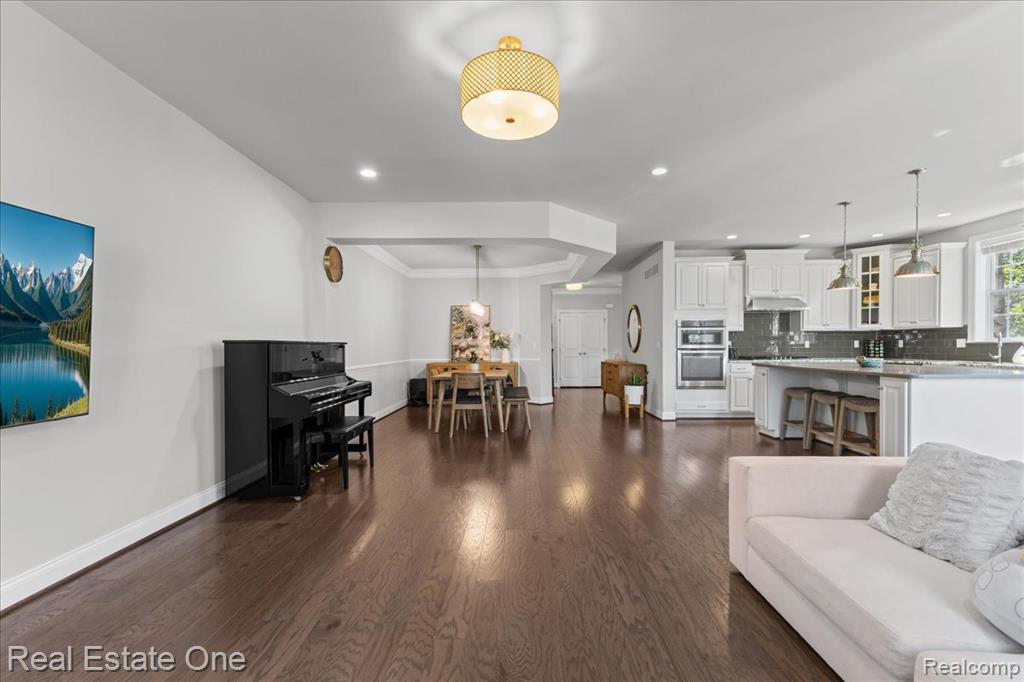 42829 Cardinal Way, Novi, MI — Photo 15