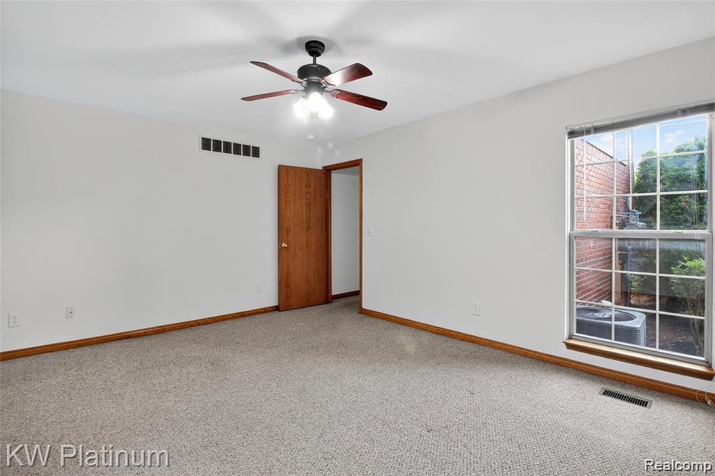 28715 Portsmouth Court, Chesterfield, MI 48047 — Photo 9
