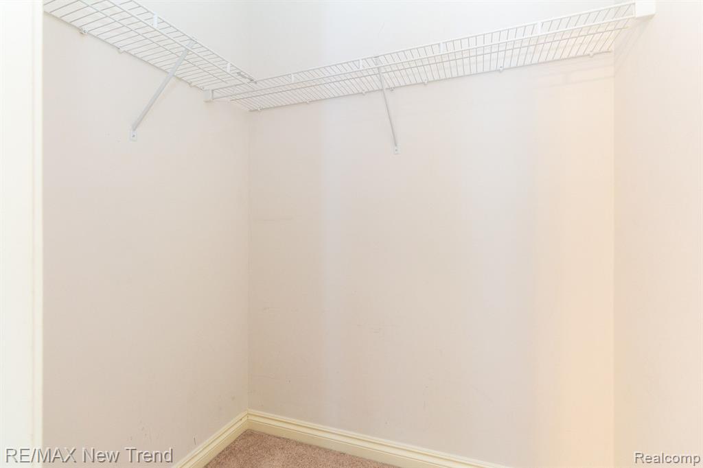 1611 E LAKEVIEW Lane, Canton, MI 48187 — Photo 23
