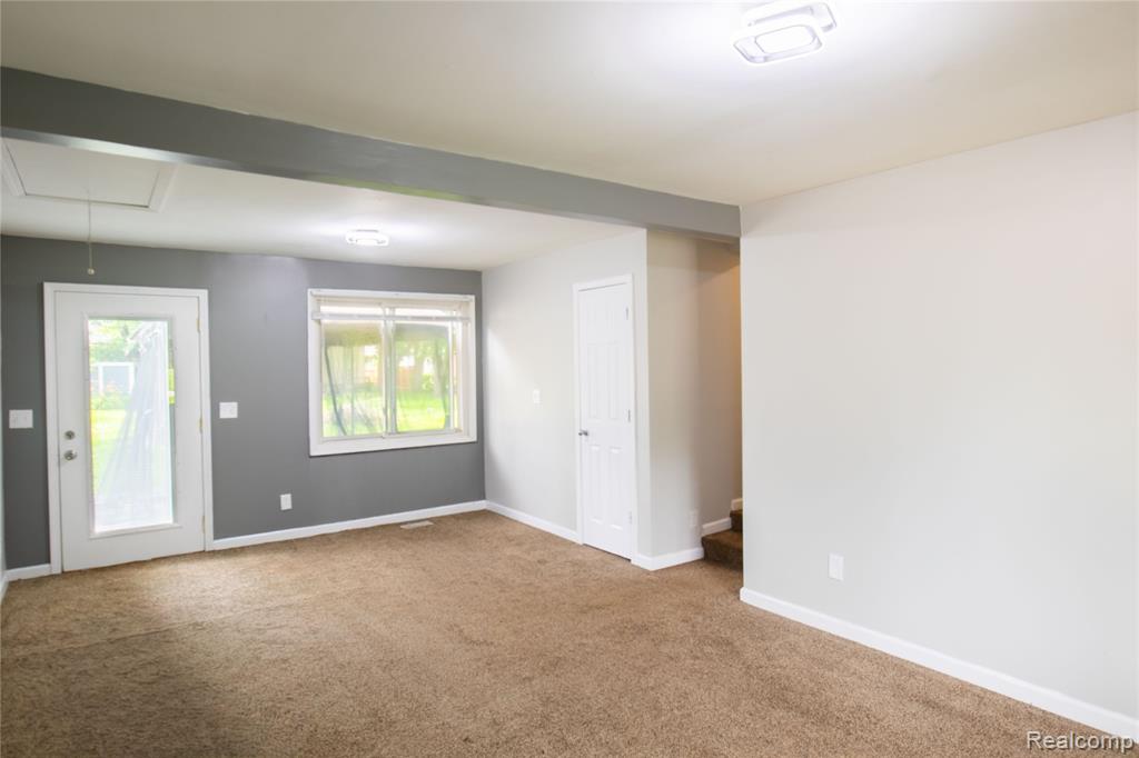 39751 Sylvia Street, Harrison Township, MI — Photo 10