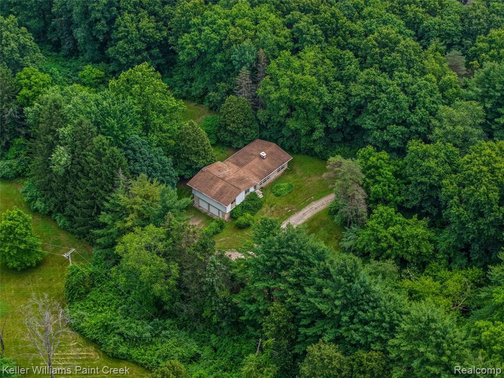 4464 Foxwood Drive, Milford, MI 48380 — Photo 39