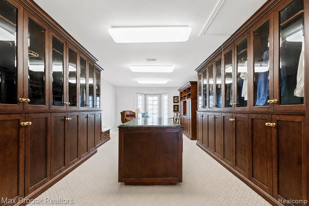 1832 Long Lake Shore Drive, Bloomfield Hills, MI 48302 — Photo 44