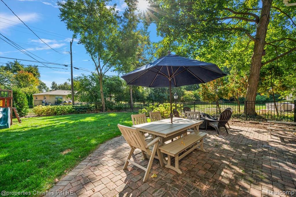 31462 Waltham Road, Beverly Hills, MI 48025 — Photo 43