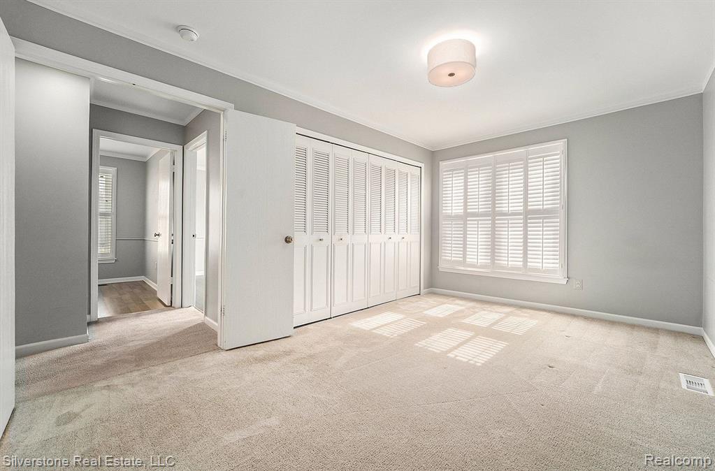 804 DICKSON Lane, Rochester Hills, MI 48307 — Photo 14