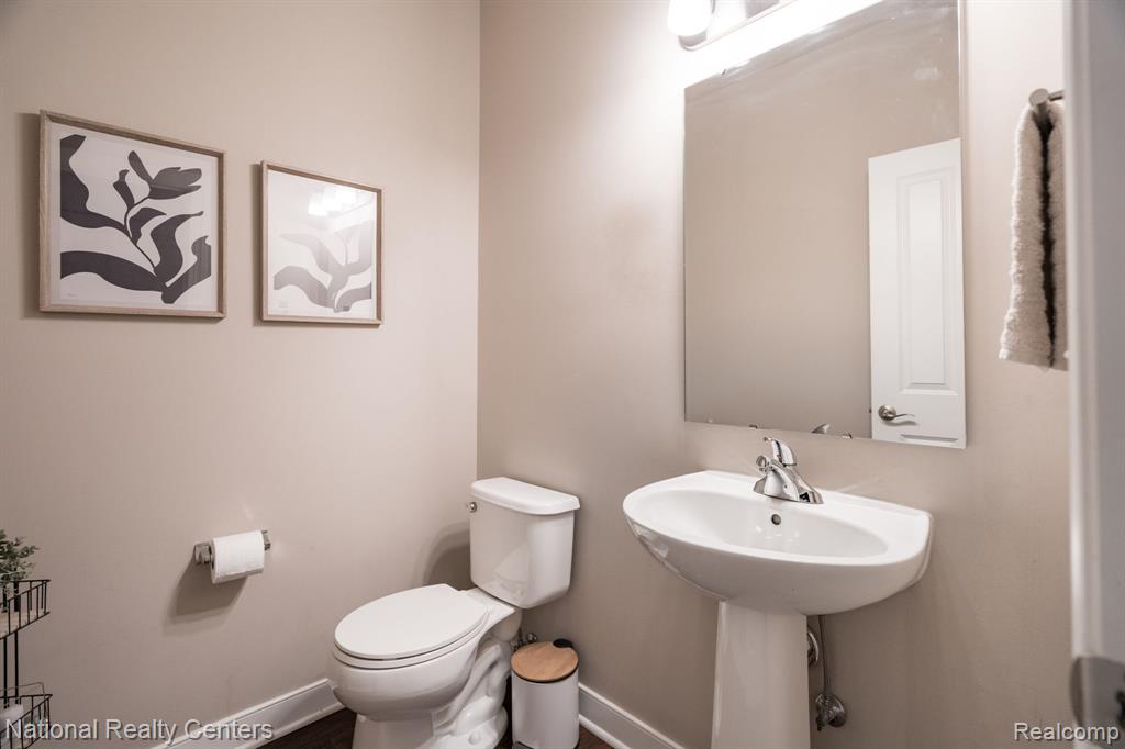 7025 Marigold Court, Grand Blanc, MI 48439 — Photo 14
