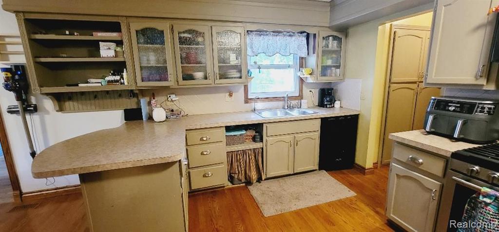 3570 Strawberry Lane, Port Huron, MI 48060 — Photo 9