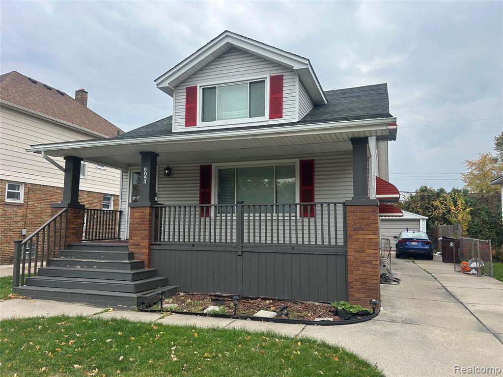 8054 Potomac, Center Line, MI 48015 — front exterior