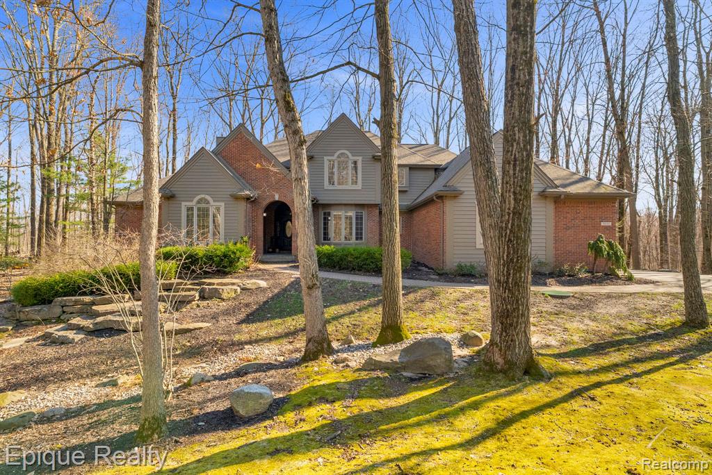 9155 Kelly Lake Drive, Clarkston, MI 48348 — Photo 3
