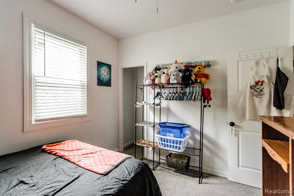 197 W BUENA VISTA Street, Highland Park, MI 48203 — Photo 21