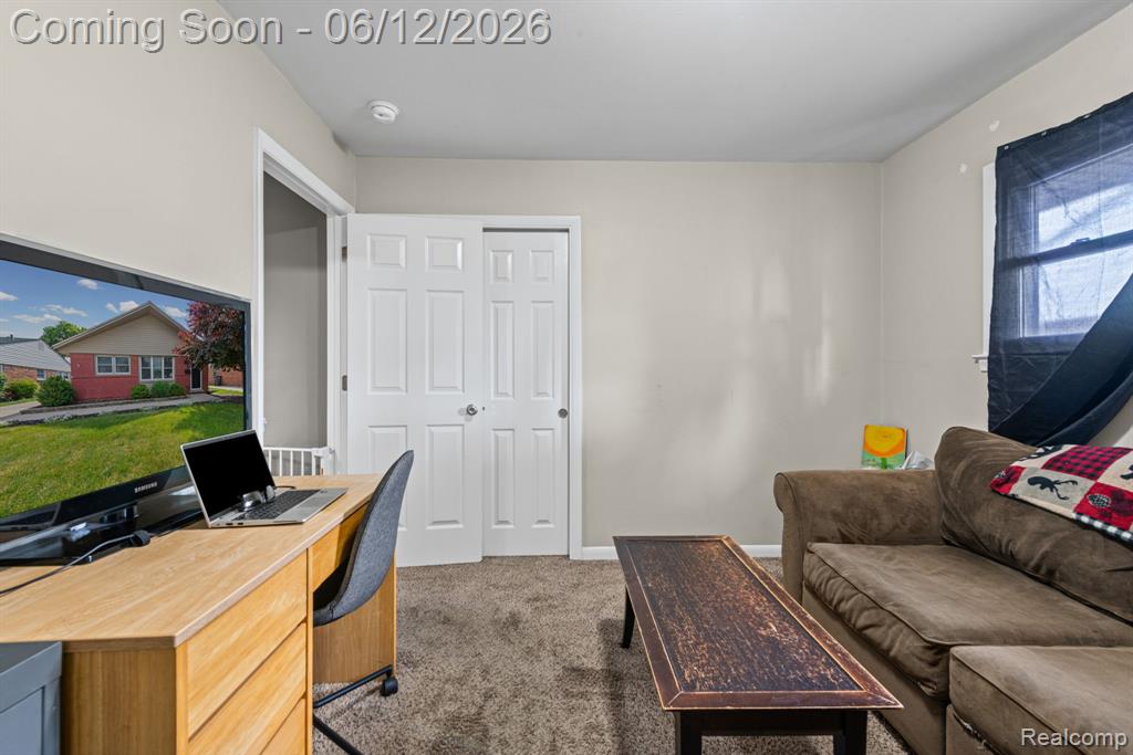 18525 Hinton Street, Riverview, MI 48193 — Photo 17