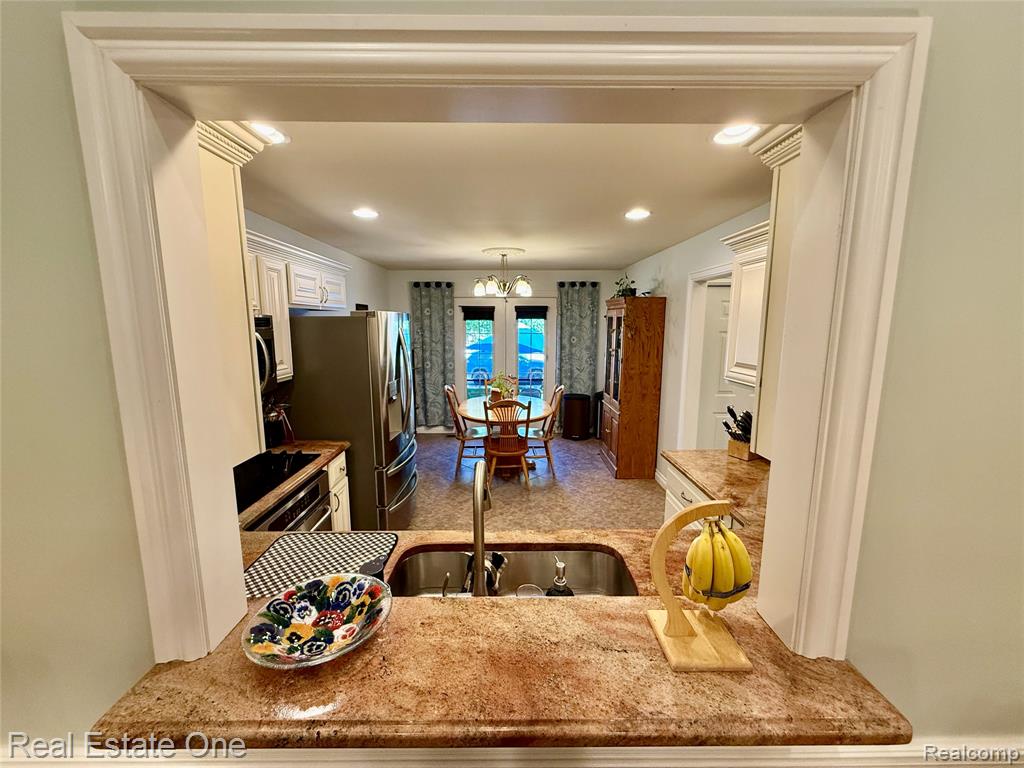 51063 Paxton Drive, New Baltimore, MI — Photo 12