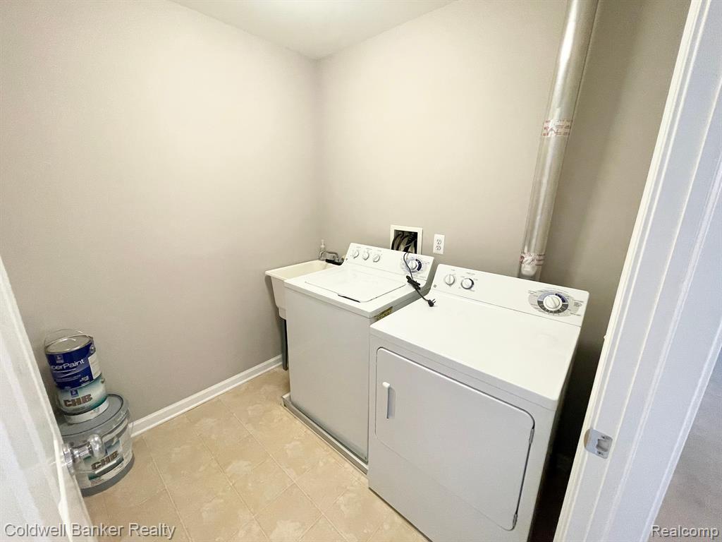 39634 ROCKCREST Lane, Northville, MI — Photo 18