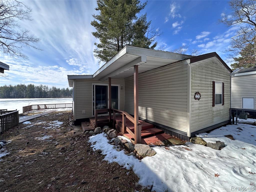 2221 Grass Lake Avenue, 30, Lake, MI 48632 — Photo 2