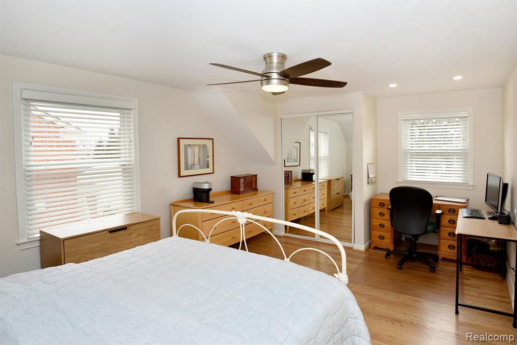 4121 S FULTON Place, Royal Oak, MI 48073 — Photo 22