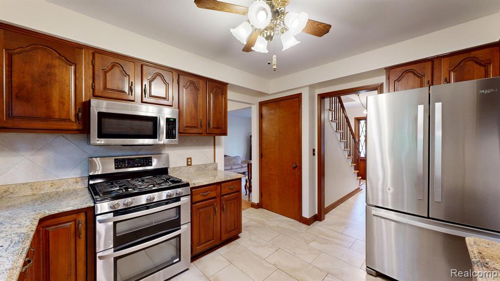 6624 Wellesley Terrace, Clarkston, MI — Photo 15