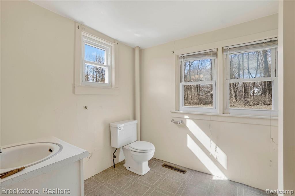 120 S Miami Street, St. Charles, MI 48655 — Photo 19