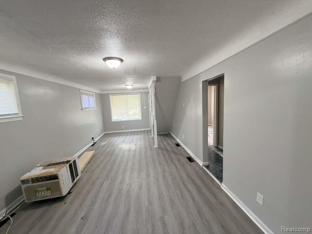 6390 Vaughan Street, Detroit, MI 48228 — Photo 2