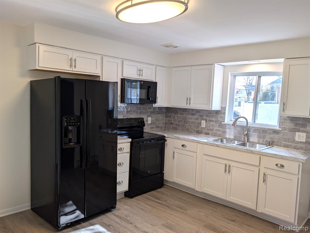 80 Myron Street, Ortonville, MI 48462 — Photo 21