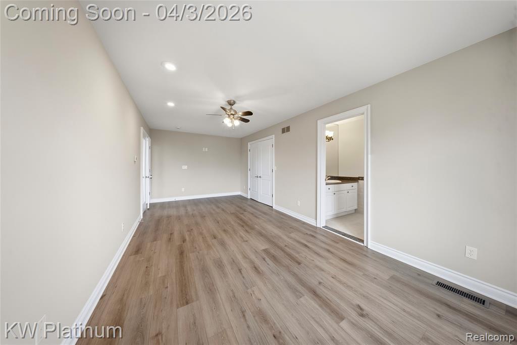 48877 Point Lakeview Drive, Chesterfield, MI 48047 — Photo 44