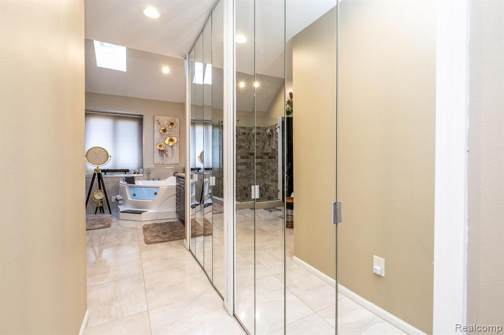 41924 ALDEN Drive, Clinton Twp, MI 48038 — Photo 26