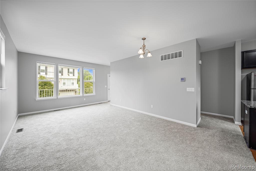 4592 Bradley Circle, Troy, MI 48085 — Photo 18
