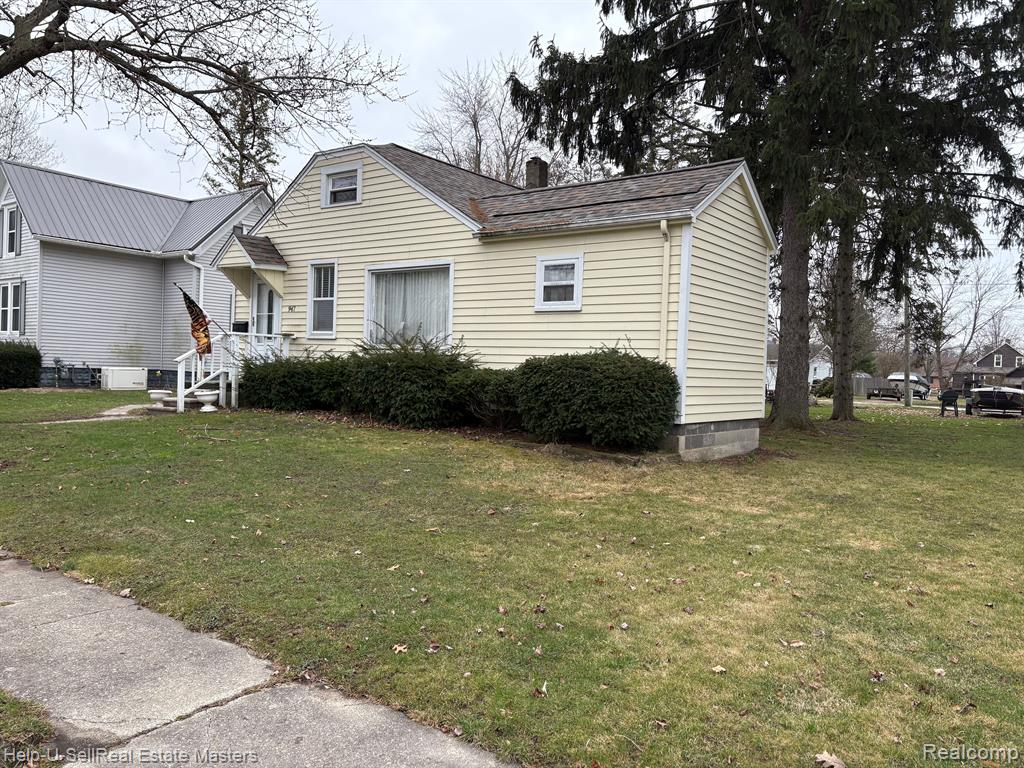 947 WATERLOO Street, St. Clair, MI 48079 — Photo 3
