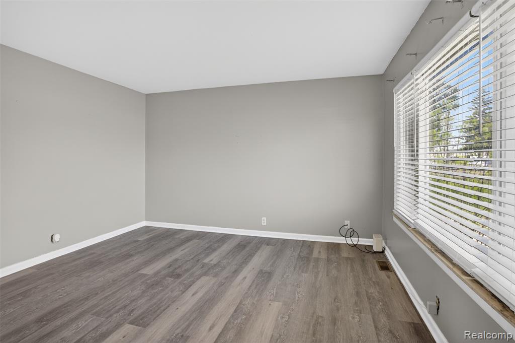 6169 Neff Road, Mount Morris, MI 48458 — Photo 11