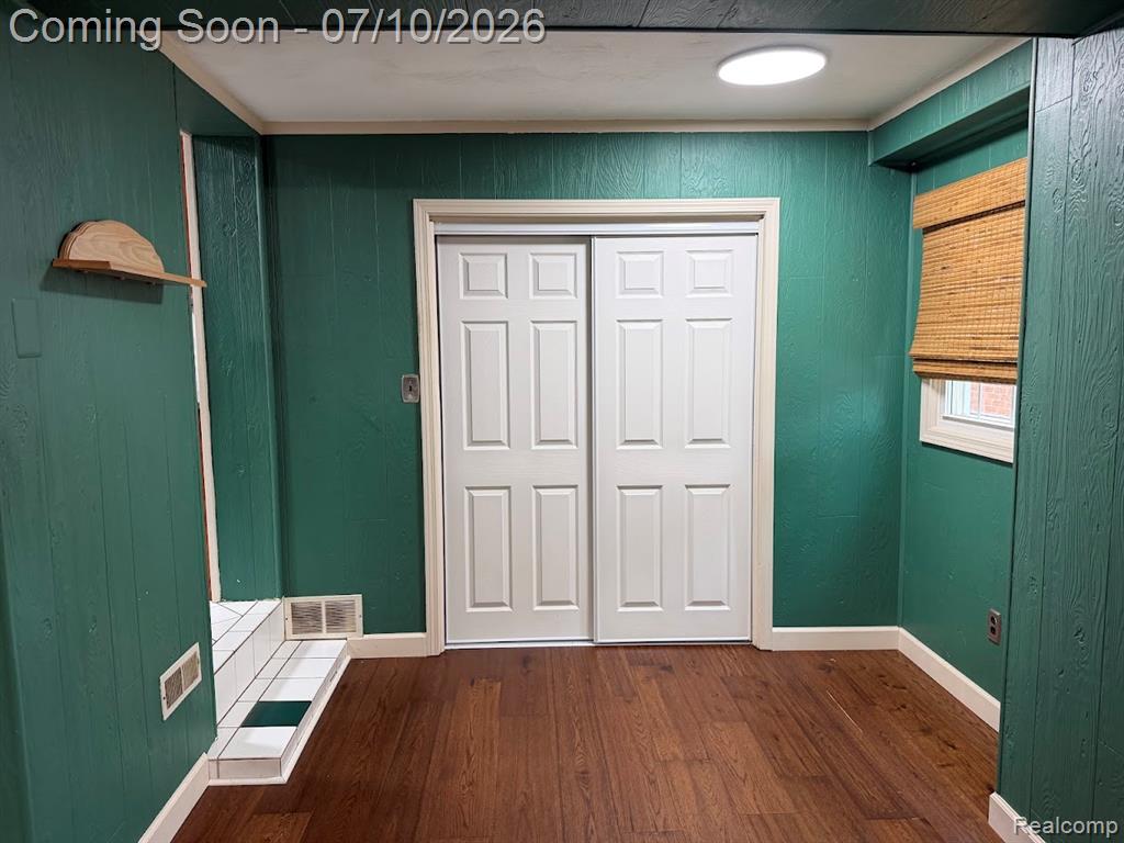 643 N Rosevere Avenue, Dearborn, MI 48128 — Photo 8
