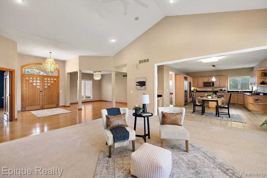 374 Oakbridge Drive, Oakland, MI 48306 — Photo 4