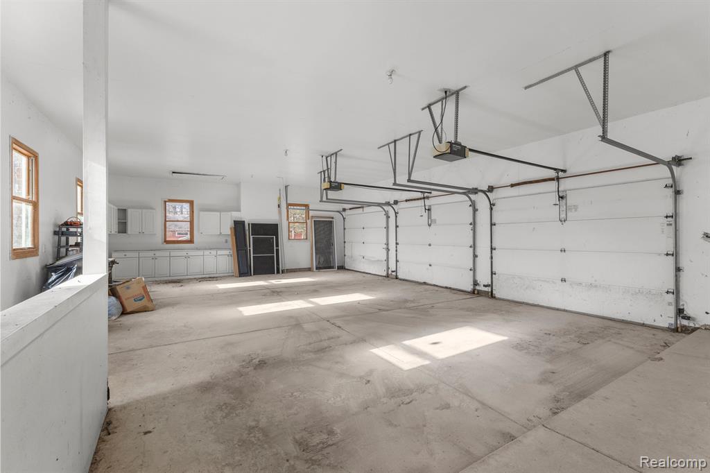 6555 WARREN Road, Ann Arbor, MI 48105 — Photo 44