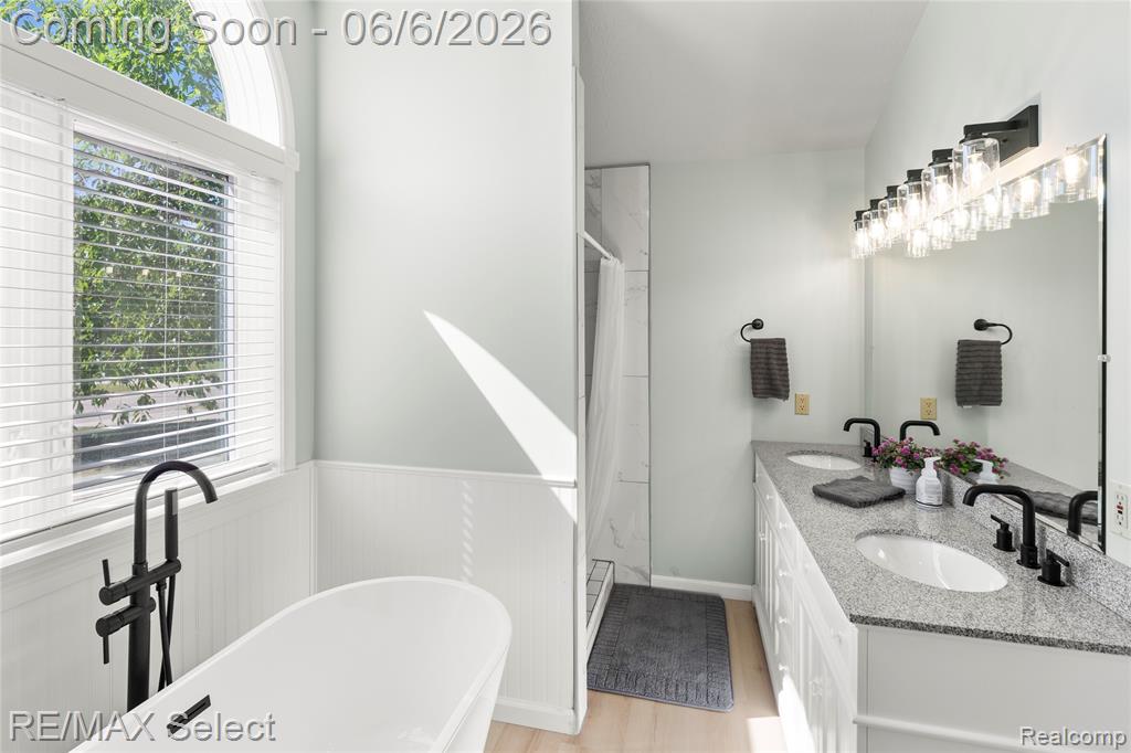 2288 Lost Creek Drive, Flushing, MI 48433 — Photo 26