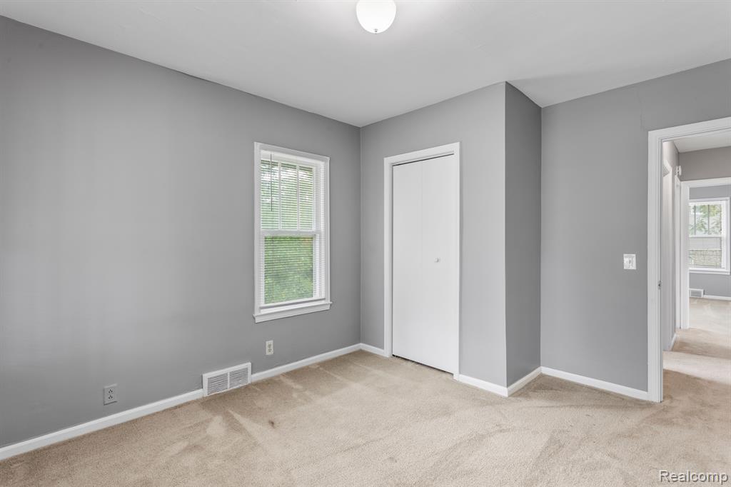46 SMITH Court, Lake Orion, MI 48362 — Photo 23