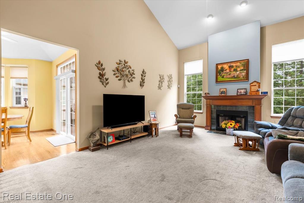 9952 Tioga Trail, Pinckney, MI 48169 — Photo 8