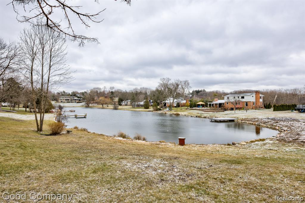 702 PARKMAN Drive, Bloomfield Hills, MI 48304 — Photo 50