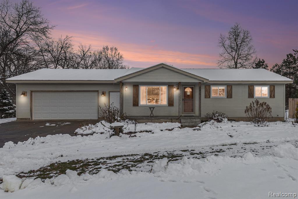 2217 Miark Drive, Lapeer, MI 48446 — front exterior
