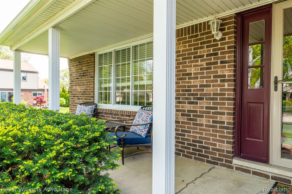 47397 Bartlett Drive, Canton, MI 48187 — Photo 5