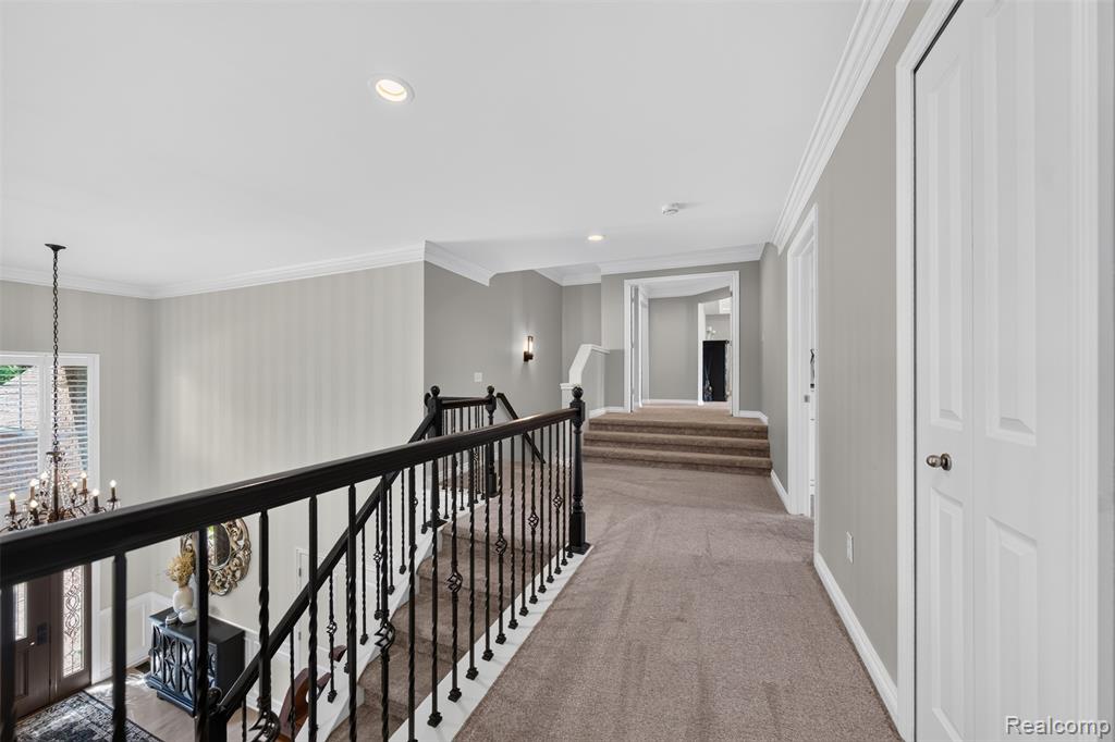 6828 Merrick Drive, Troy, MI 48098 — Photo 32