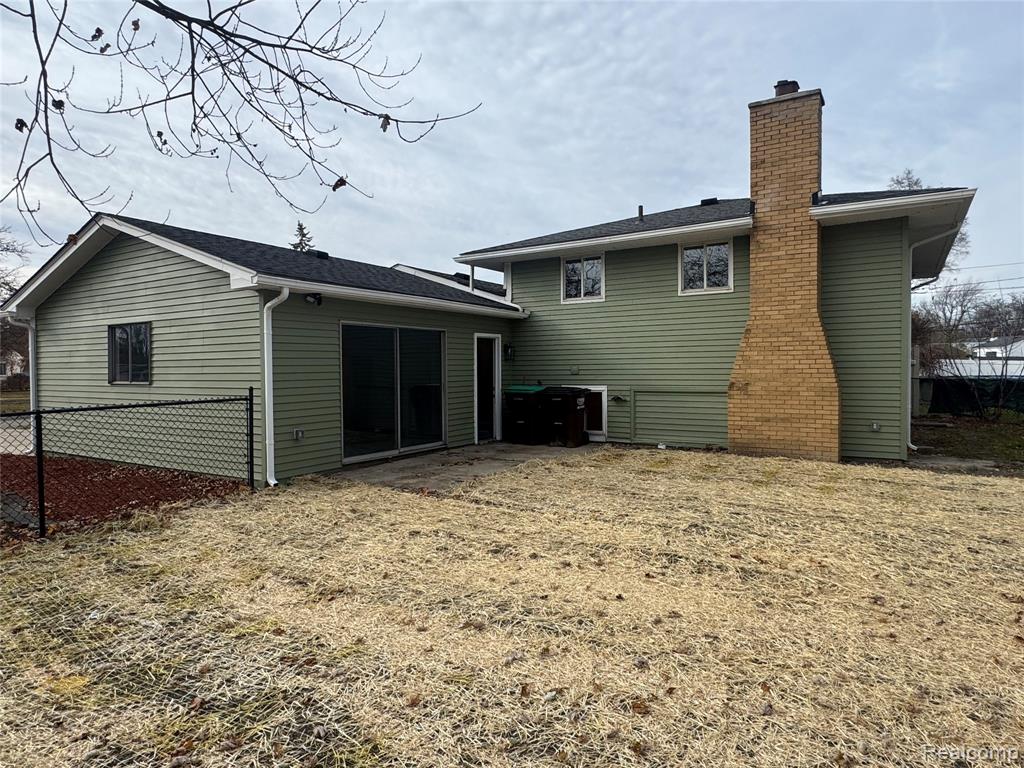 31638 Williams Court, Rockwood, MI — Photo 36