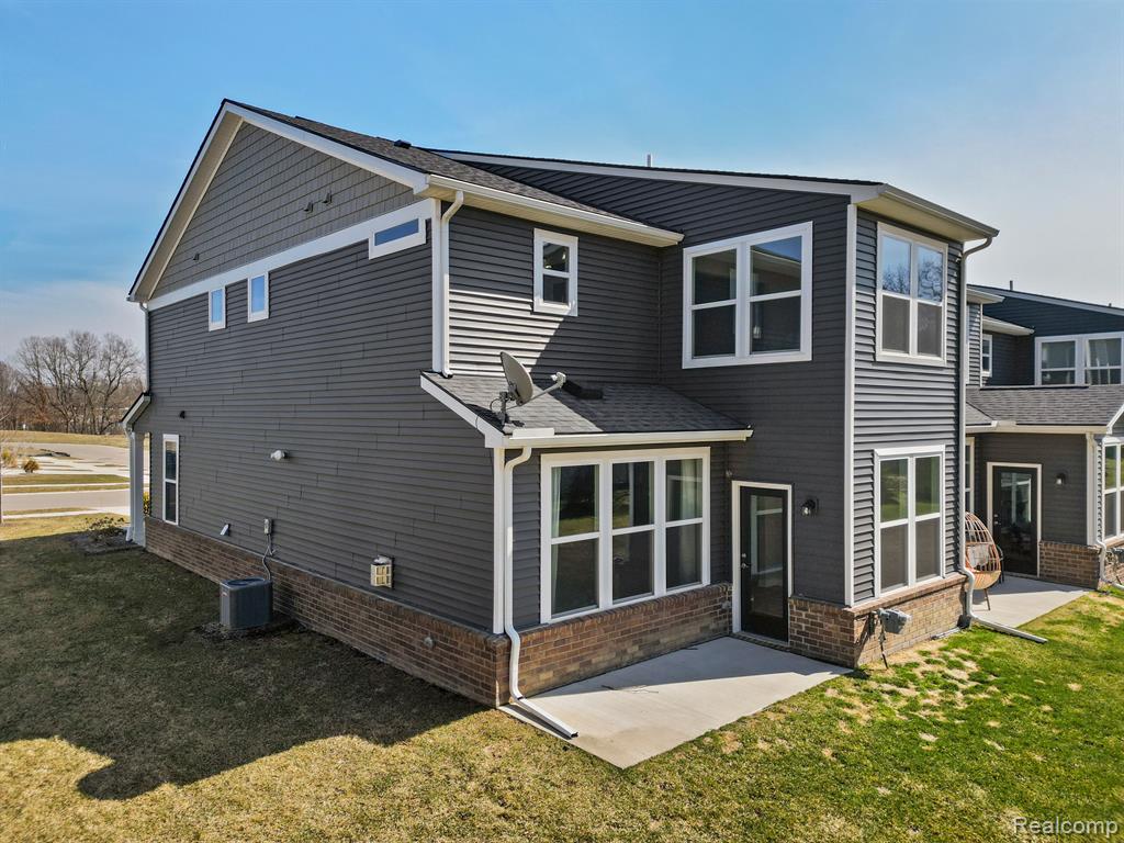 4021 NOTTINGHAM Circle, Clarkston, MI — Photo 4