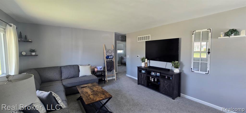 29521 Florence Street, Garden City, MI — Photo 2
