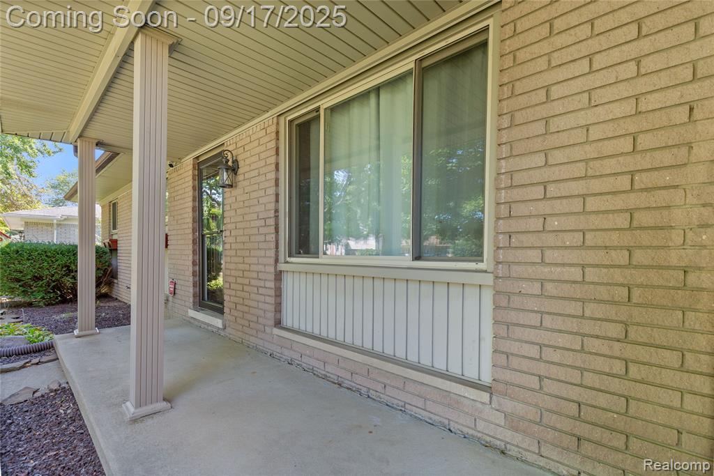 41885 Coulon Drive, Clinton Twp, MI 48038 — Photo 34