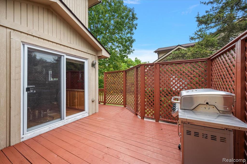 7481 Hickory Hill Drive, 25, West Bloomfield, MI — Photo 8
