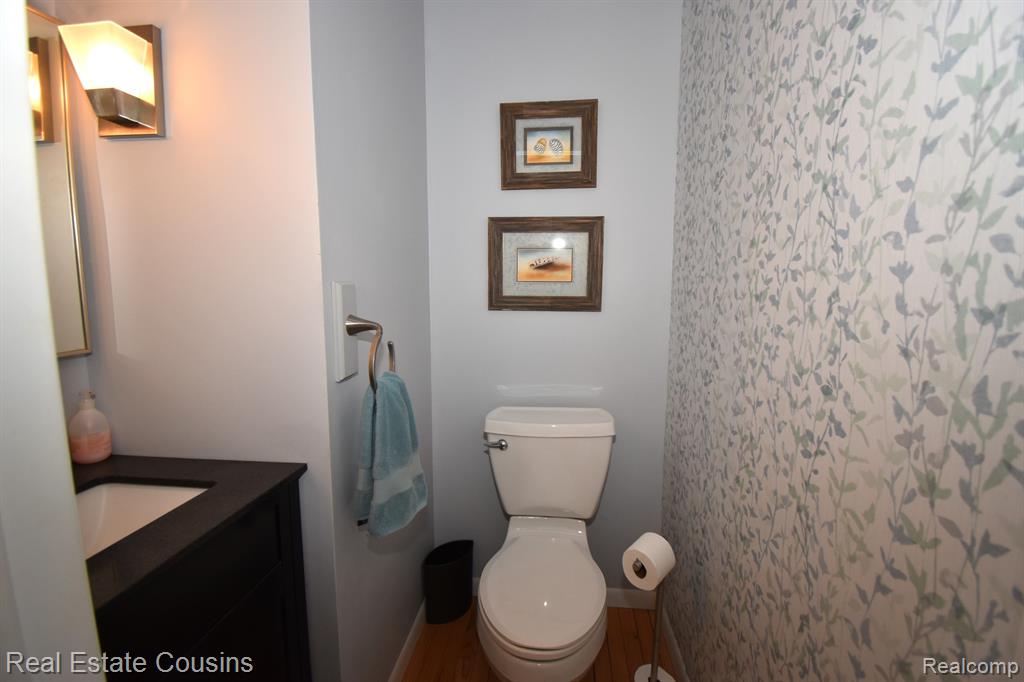 7230 BLUEWATER Drive, 130, Clarkston, MI 48348 — Photo 15