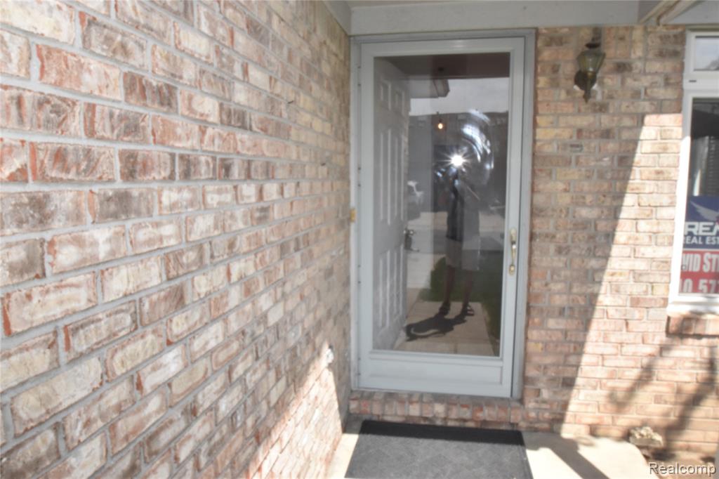 23436 Mahoney Court, 182, Trenton, MI 48183 — Photo 29
