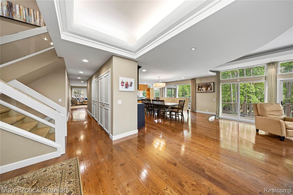 6067 Charles Drive, West Bloomfield, MI — Photo 8